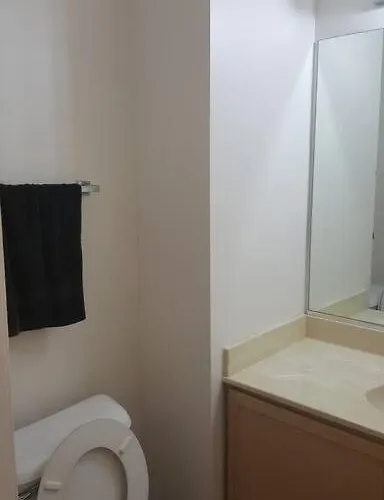 Family - 2 Bedroom, Kitchen, 1.5 Bath Waukegan