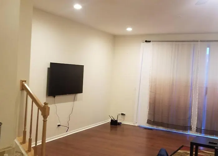 Hotel Family - 2 Bedroom, Kitchen, 1.5 Bath