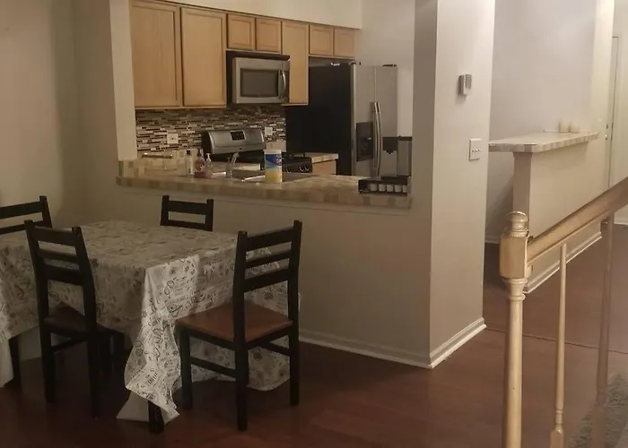 Family - 2 Bedroom, Kitchen, 1.5 Bath Hotel 3*